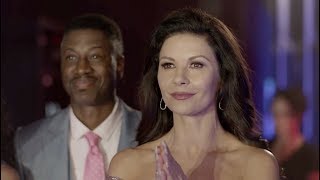 Catherine Zeta-Jones Is a Tough as Nails Pageant Coach in Facebook Watch Comedy Queen America - 247 video