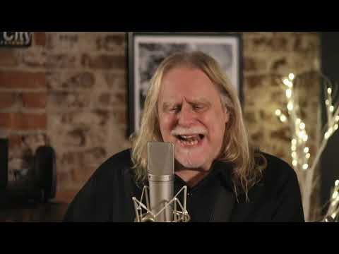 Warren Haynes of Gov’t Mule live at Paste Studio on the Road: NYC