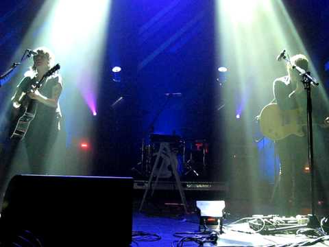 20/20 Tegan & Sara - You Remind Me Of Me On Acid + DCS @ The Forum #1, Melbourne, VIC 5/11/10