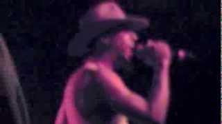 Slum Village performs Fall In Love &amp; Climax w/ The Roots - Okayplayer Tour 2000