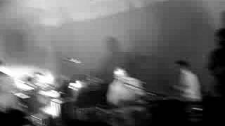 cronica de un beso los claxons