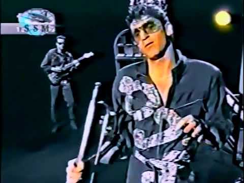 DJ's Factory – A View To A Kill