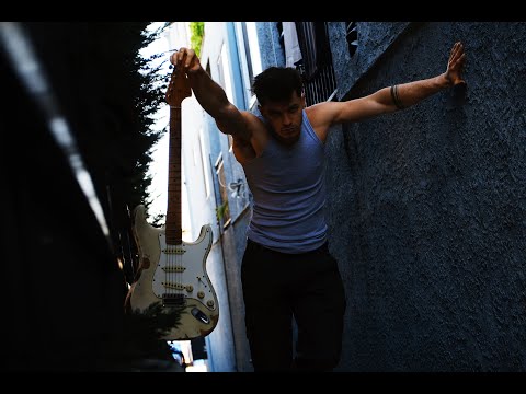 Seven Nation Army - The White Stripes (Cover by Stevie Howie)