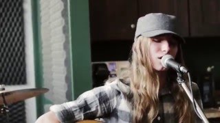 Sawyer Fredericks performs &quot;Four Pockets&quot; KSPN Kitchen Concerts