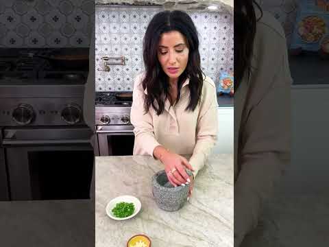 Traditionelles ägyptisches Frühstück: Ful Mudammas! #shorts