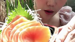 Download lagu Dj katty butterfly makan shushi mp3