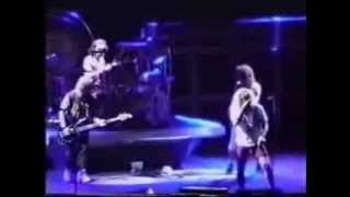 Van Halen - Rockin' In The Free World (Live Performance)