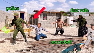 Download lagu Police Arrest the Second Wife for Her Behavior 😱 | Heshmat’s Family in Shock mp3