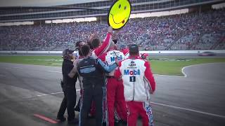 The Closer Clinches Championship 4 Berth: Kevin Harvick scores big at Texas, advancing to his third