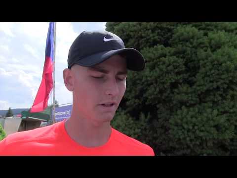 Dominik Langmajer po prohře v 1. kole na turnaji Futures v Ústí n. O.