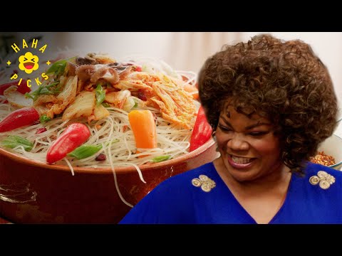 Aunt May's Eventful Dinner | Almost Christmas