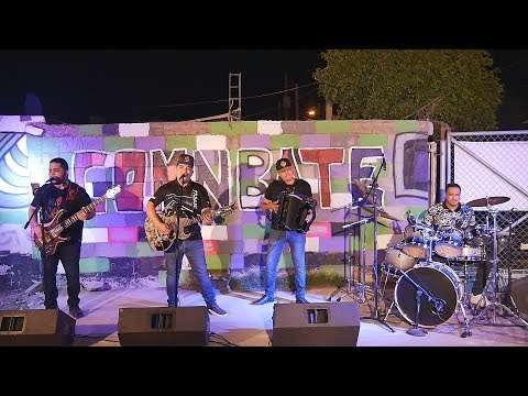 Grupo Comnbate - El Consentido (En Vivo 2020)