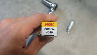 Yamaha TT-R125 Dirt Bike (2000 – Present): How to Inspect/Replace the Spark Plug