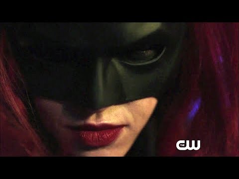 DCTV Crossover Official Batwoman Teaser "Elseworlds" The Flash, Arrow, Supergirl, Batwoman