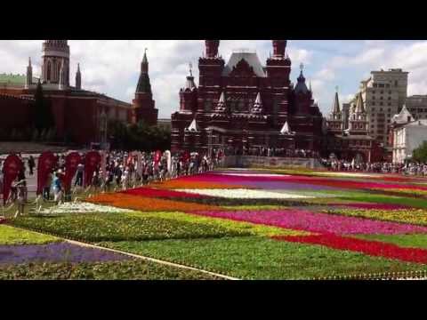 Place rouge en fleur- Moscou