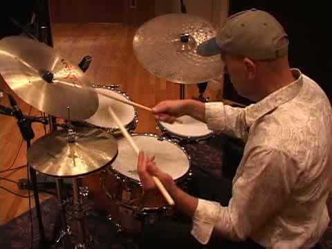 Gary Chaffee - Drumhead Solo (4)