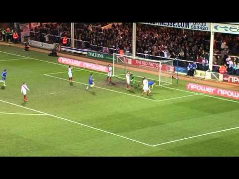 Peterborough United 4-4 Southampton - League One 10/11