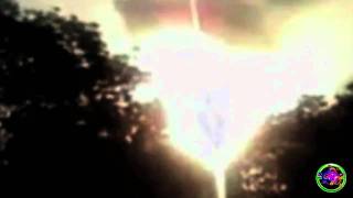 VIRGIN MARY APPEARS IN AFRICA SKY BLUEBEAM WARNING - CLEAR HD FOOTAGE