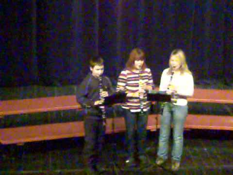 TRIO KLARINETOV - GLASBENA ŠOLA RAVNE PODRUŽNICA MEŽICA