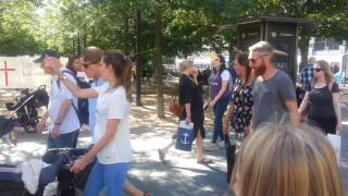 بشارت کلام خداوند انجمن مسیحیان ایرانی وافغانستانی 2017/07/28 Göteborg Brunnsparken