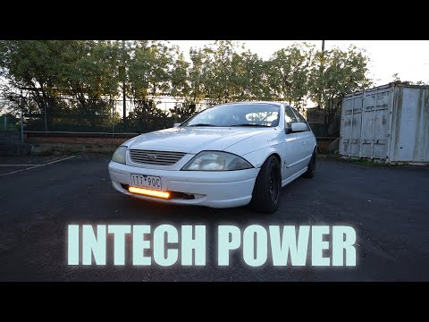 DRIVING AN AU FALCON FOR 5 MINUTES