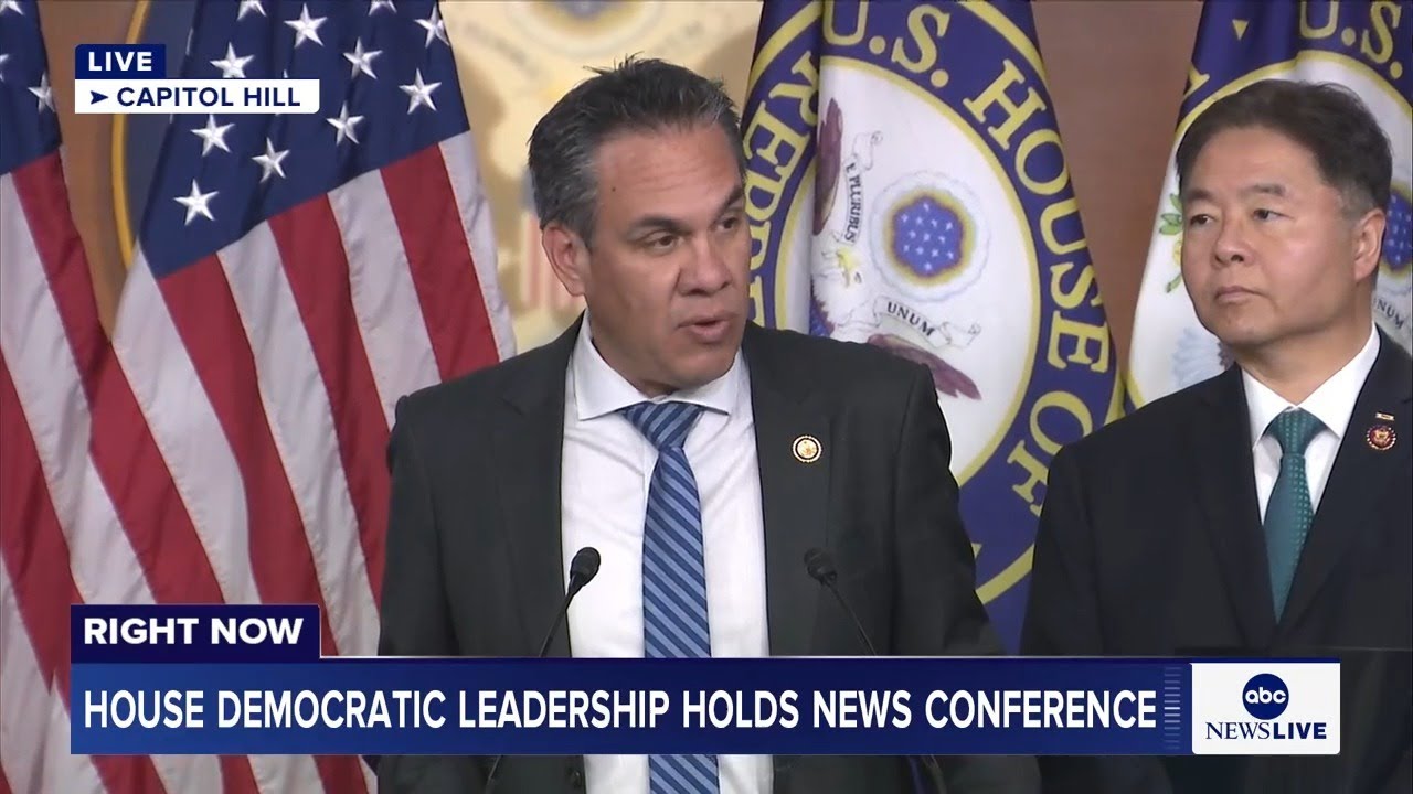 LIVE: House Democratic leadership holds news conference