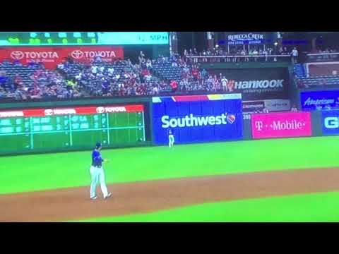 Mookie bets 13th home run of 2018 season