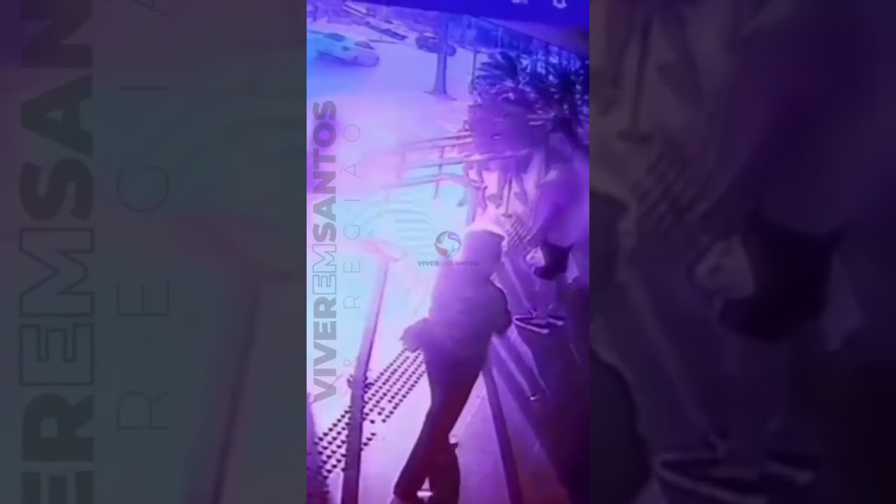 Dois jovens são apreendidos após roubos de corrente de idoso em Santos.