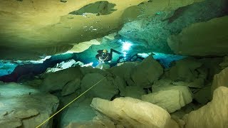 Nullarbor Cave Diving