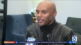 Kenny Lattimore gets in the Holiday Spirit