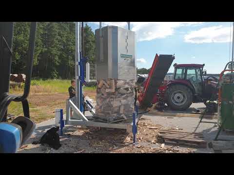 Brennholz verpacken Produktion Binderberger Packmaschine / Firewood Packing Machine