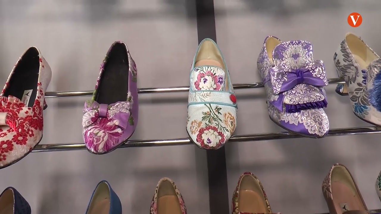 Watch Tot tipus de sabates de fallera Now Tot tipus de sabates de fallera