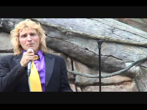 Promotional video thumbnail 2 for (Nearly) Rod Stewart