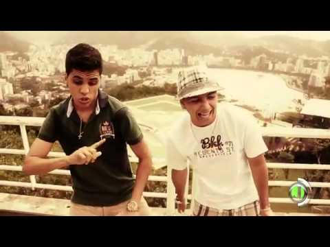 Dread e GG   Bumbum pro alto   Clipe Oficial 2012   YouTube