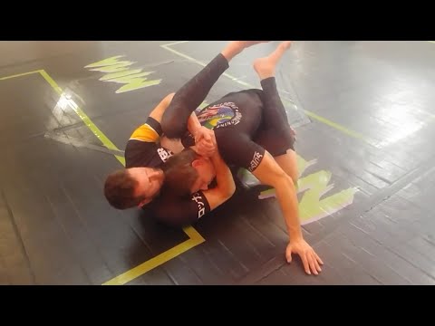 BJJ No Gi - Williams Guard - posture break, guard entry and postion, finish with a Neil Knot sub.