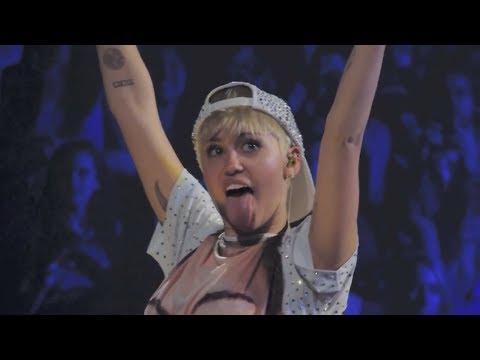Miley Cyrus - Hey Ya! (OutKast Cover)