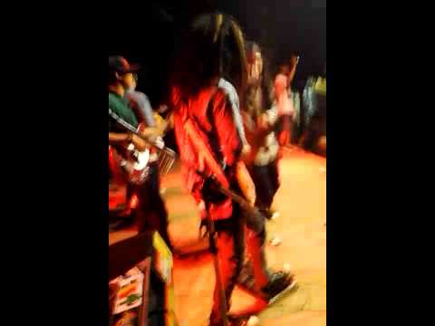 Republik 2 Jari (R2J)-Icha Demplon