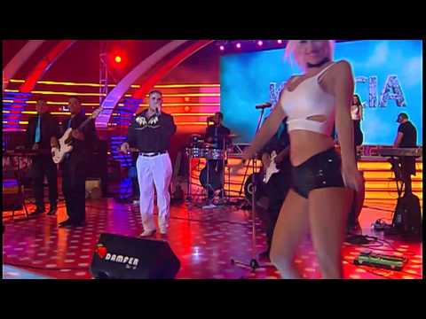El irresistible baile de Cristina Encina ¡No apto para cardíacos!