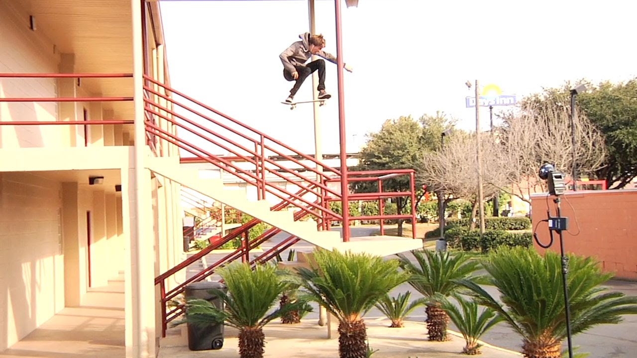 Aaron Jaws: True Blue (RAW Files)