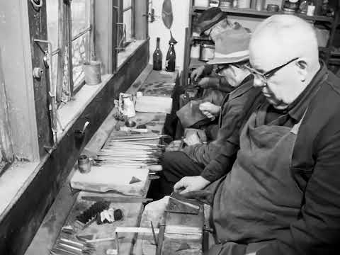 Die Arbeit der Feilenhauer in der Feilenhauerstube S. Klein