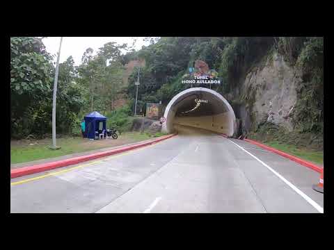 Cajamarca, Tolima a Armenia, Quindío (cruzando el Alto de La Línea) #royalenfieldcolombia