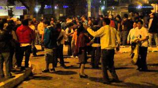 preview picture of video 'Noche de Año Nuevo 2012 Ciudad de Baños .MP4'