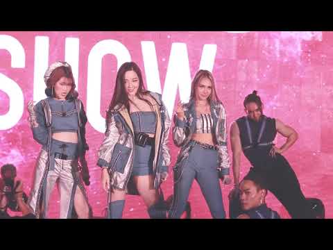 2019.12.21 Hi-U อย่างนี้สิ live performance @ Emquartier