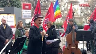 Prima della Scala, il presidio dei lavoratori dello spettacolo