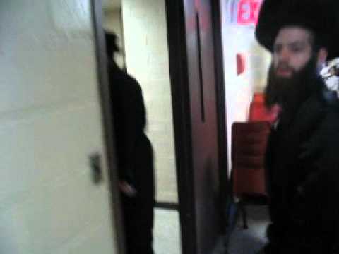 Chernobyler Rebbe in Queens
