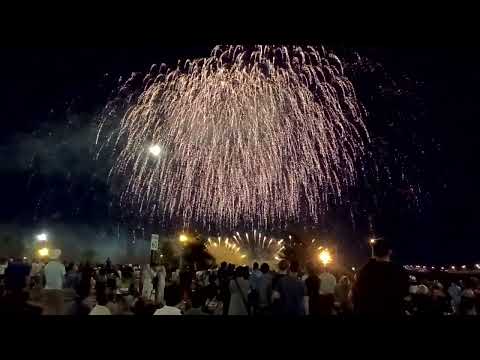 2022-08-03 Loto-Québec International Fireworks - Montréal 2022 (36th edition) (England)