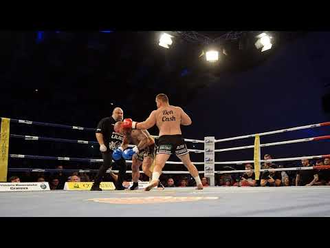 Dynamite Fighting Show -