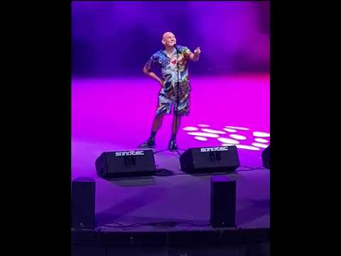 Chiste de las 3 adivinanzas en el castillo, by Comandante Lara