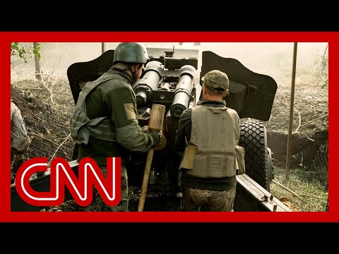 See the moment Ukrainian gunners strike Russian forces See the moment Ukrainian gunners strike Russian forces
