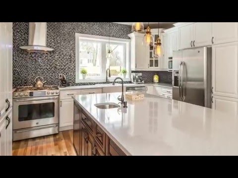 91 Pointe Claire avenue - Spectacular home!